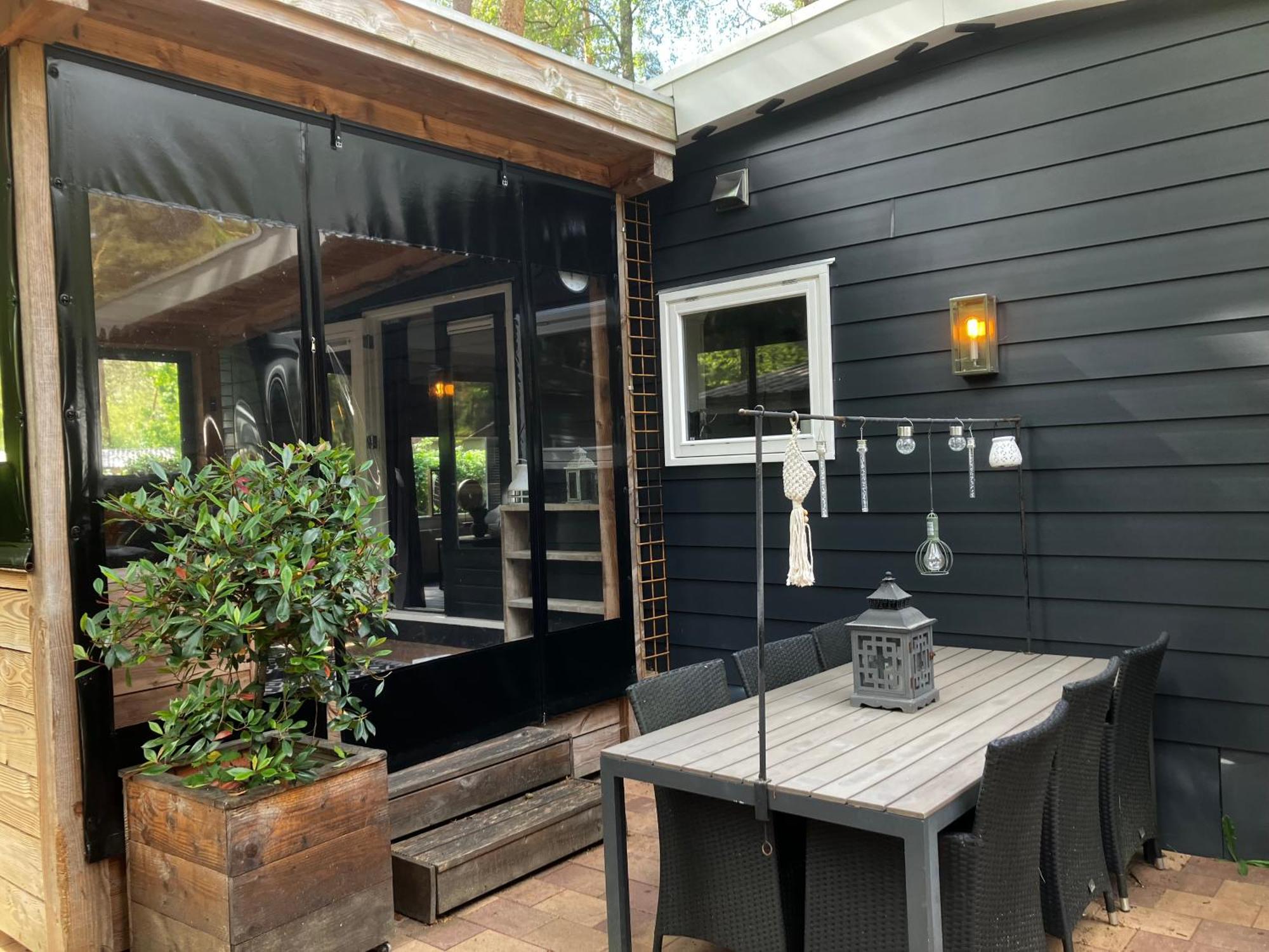 Chalet Bosrijk Midden In De Natuur-Eten&Drinken-Activiteiten-Ontspanning-En Nog Veel Meer Hoenderloo Exterior foto